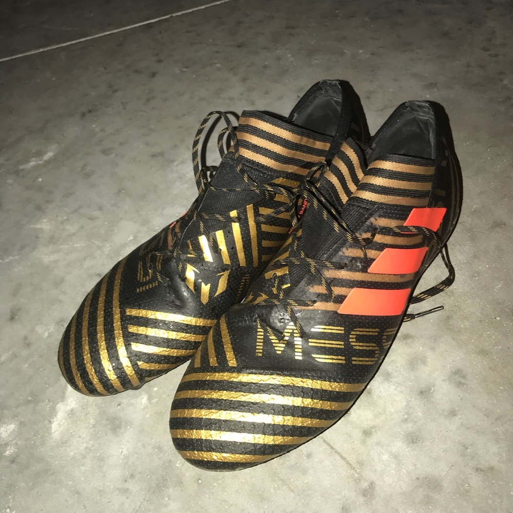 Adidas Nemeziz 17.1 Size 10.5 Soccer cleats